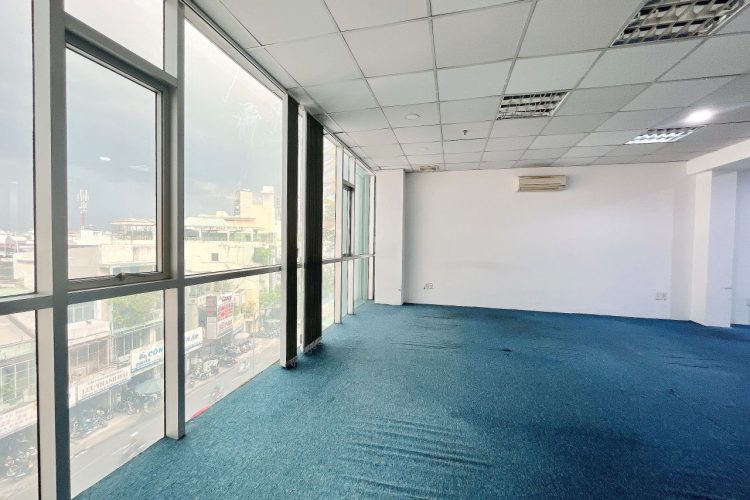 San 75m2 Halo Building Hoang Van Thu 1